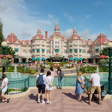 Disneyland Paris 2 Chambres, Parking, Bus A 1mn Privatunterkunft *